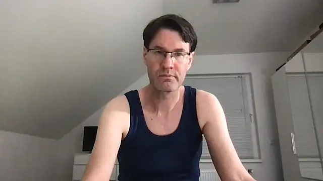 zxzx cam1 online show from 03/21/25, 11:12