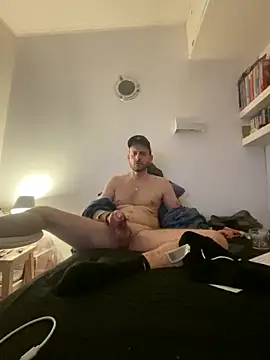 Snapshot of BurredShopping chatting on 02/09/26, 12:03 BurredShopping online show from 02/09/26, 12:03