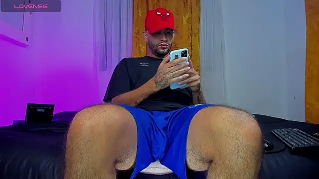 estiben 05 online show from 04/09/26, 02:55