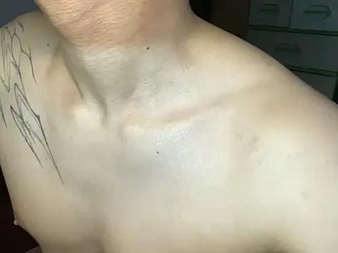 Snapshot of sissy3jenna chatting on 02/21/26, 07:15 sissy3jenna online show from 02/21/26, 07:15