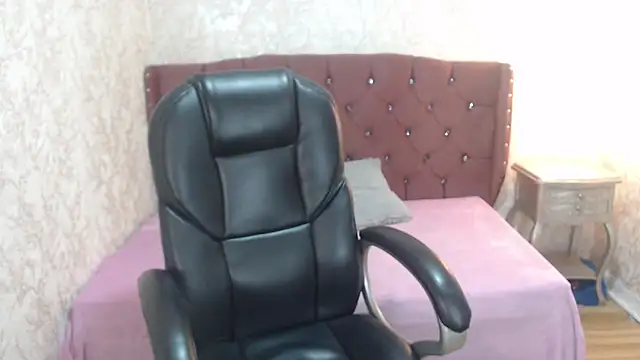 charlottemoonxz online show from 12/26/24, 05:08