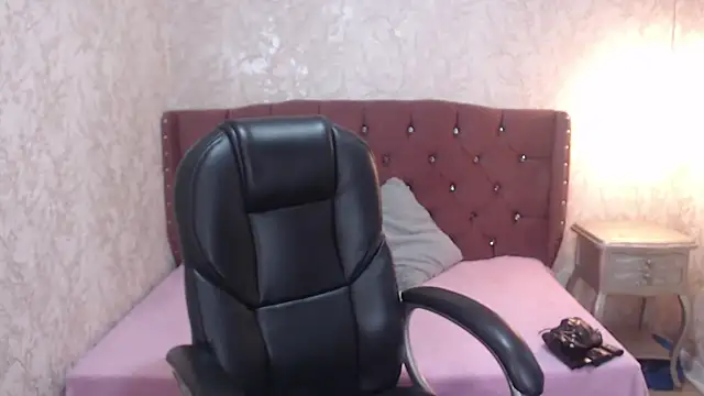 charlottemoonxz online show from 01/09/25, 03:44