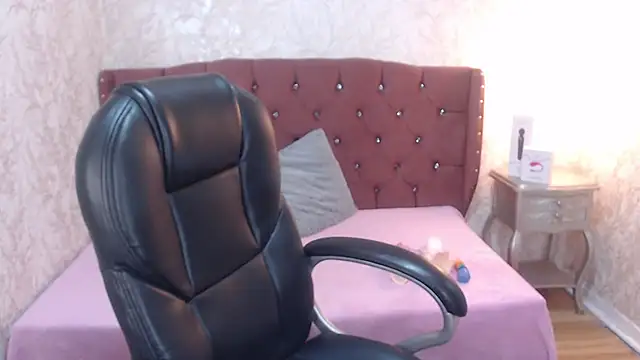 charlottemoonxz online show from 02/13/25, 11:26