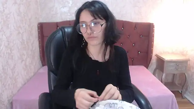 charlottemoonxz online show from 03/06/25, 05:33