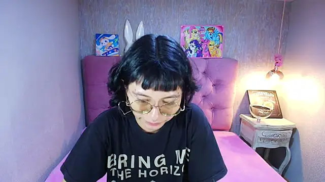 charlottemoonxz online show from 05/20/26, 06:03