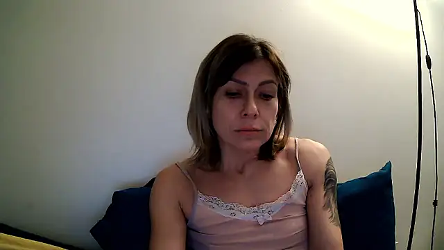 Snapshot of anechka1 chatting on 01/12/26, 10:37 anechka1 online show from 01/12/26, 10:37