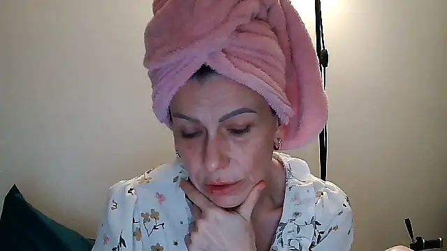 Snapshot of anechka1 chatting on 03/03/26, 12:17 anechka1 online show from 03/03/26, 12:17