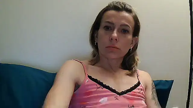 Snapshot of anechka1 chatting on 06/27/26, 02:27 anechka1 online show from 06/27/26, 02:27