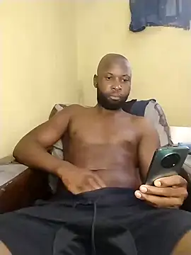 Snapshot of Stallion100 chatting on 12/20/24, 12:16 Stallion100 online show from 12/20/24, 12:16