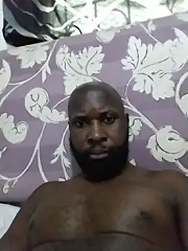 Snapshot of Stallion100 chatting on 11/07/25, 07:52 Stallion100 online show from 11/07/25, 07:52