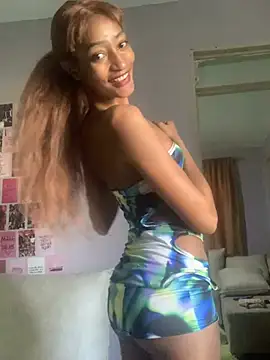 Snapshot of GoddessVee chatting on 01/08/25, 01:09 GoddessVee online show from 01/08/25, 01:09