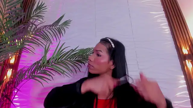 Snapshot of kimberly_Gonzalez1 chatting on 09/19/25, 03:30 kimberly Gonzalez1 online show from 09/19/25, 03:30