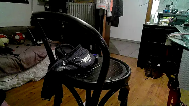 0815lukas2024 online show from 09/25/25, 12:58