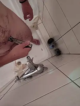 Snapshot of hardgetsex chatting on 09/16/25, 04:08 hardgetsex online show from 09/16/25, 04:08