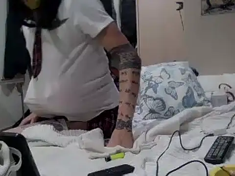 Kamaleonix online show from 12/22/24, 01:34