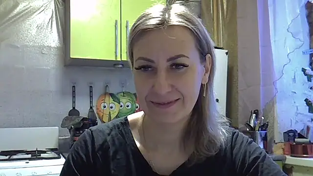 Snapshot of AshleyXHoney chatting on 01/15/25, 06:01 AshleyXHoney online show from 01/15/25, 06:01