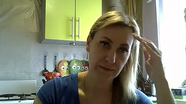 Snapshot of AshleyXHoney chatting on 03/17/25, 06:29 AshleyXHoney online show from 03/17/25, 06:29