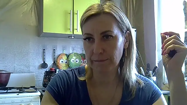 Snapshot of AshleyXHoney chatting on 03/20/25, 10:32 AshleyXHoney online show from 03/20/25, 10:32