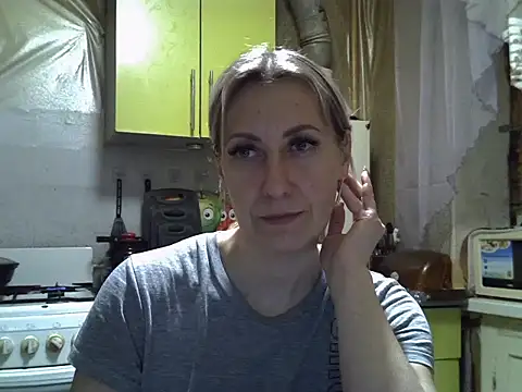 Snapshot of AshleyXHoney chatting on 11/22/25, 05:34 AshleyXHoney online show from 11/22/25, 05:34