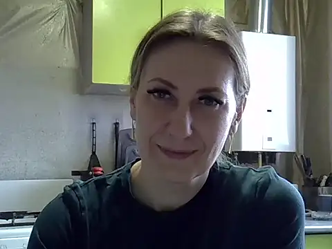 Snapshot of AshleyXHoney chatting on 02/24/26, 06:33 AshleyXHoney online show from 02/24/26, 06:33