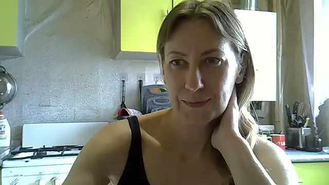 Snapshot of AshleyXHoney chatting on 06/23/26, 06:11 AshleyXHoney online show from 06/23/26, 06:11