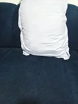 julietunderwoood online show from 06/17/26, 07:26