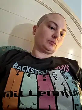 MilfyMrsRobinson online show from 05/03/26, 04:35