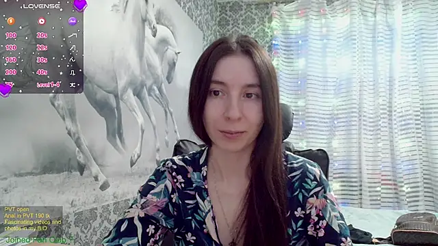 Snapshot of Wowpornoo chatting on 02/08/25, 11:33 Wowpornoo online show from 02/08/25, 11:33