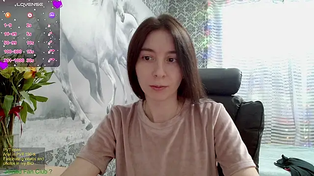 Snapshot of Wowpornoo chatting on 02/16/25, 10:54 Wowpornoo online show from 02/16/25, 10:54