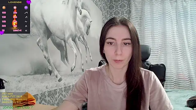 Snapshot of Wowpornoo chatting on 02/23/25, 12:16 Wowpornoo online show from 02/23/25, 12:16