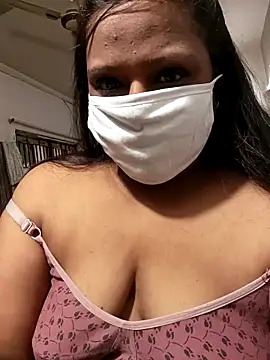 Love Jenny online show from 10/28/25, 04:27