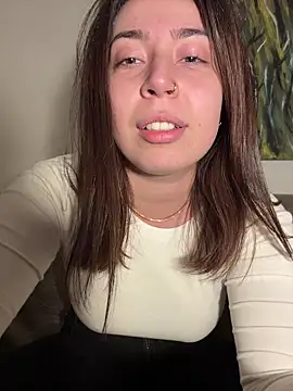 KimArts online show from 12/04/25, 07:22