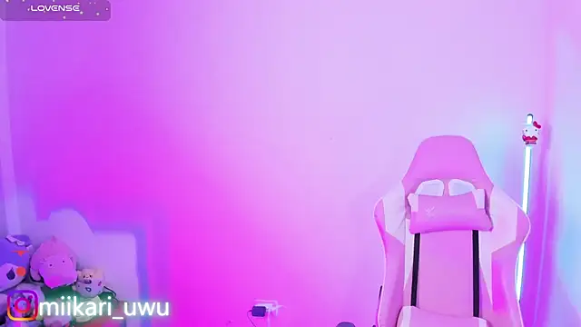 Ahri Elderwood online show from 10/04/25, 03:37