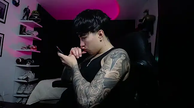 jung dragon online show from 12/26/24, 03:06