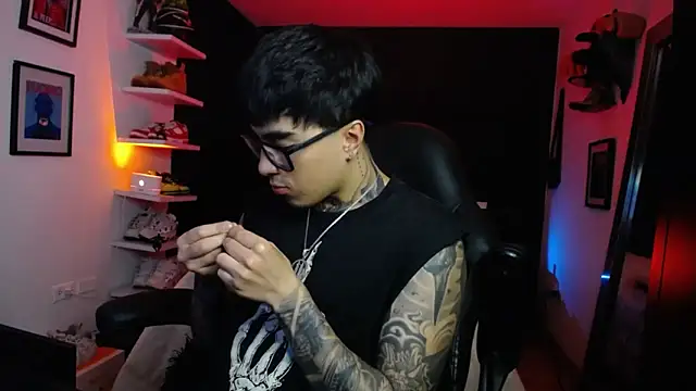 jung dragon online show from 10/03/25, 01:57