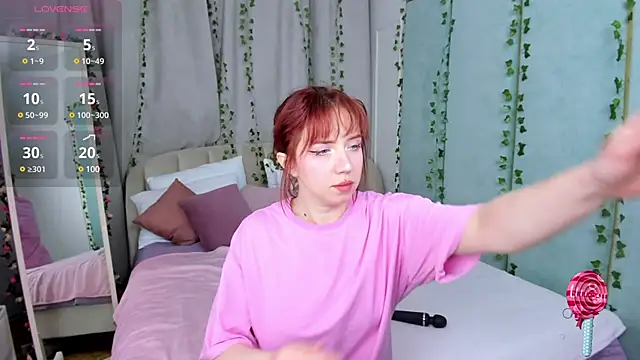 Love is Lola online show from 03/20/25, 01:13