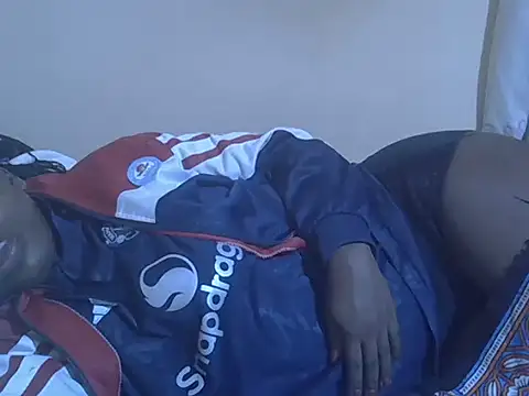 HOT-JAZMINE online show from 12/17/25, 05:57