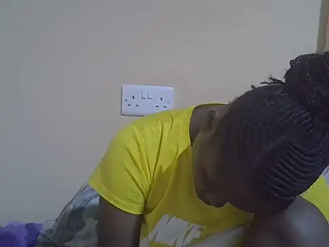 HOT-JAZMINE online show from 12/18/25, 02:45