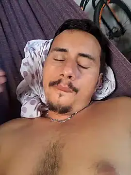 luissilva0071 online show from 01/30/25, 05:17