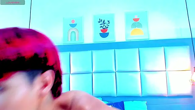 ariel villa online show from 02/14/25, 01:08