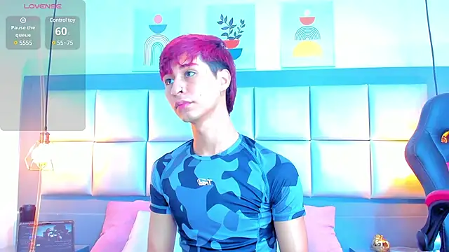 ariel villa online show from 02/15/25, 01:05