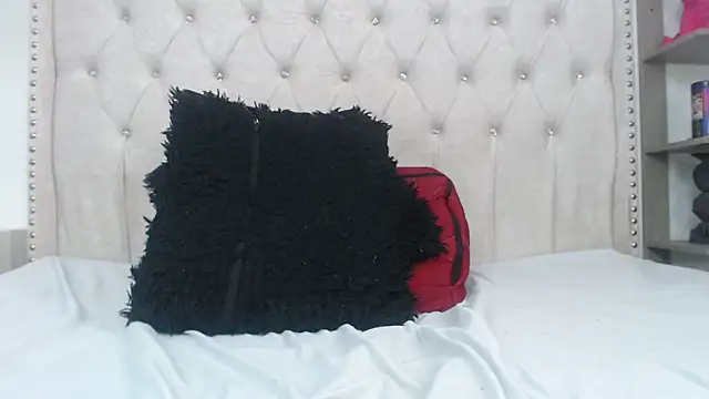 Abril Squirt online show from 03/04/26, 09:43