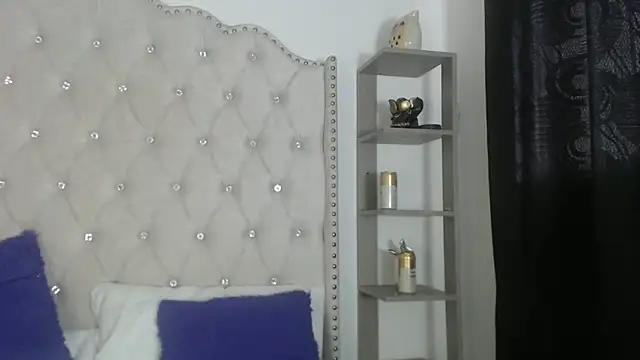 Abril Squirt online show from 06/13/26, 07:56