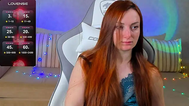 Snapshot of FlamyGold chatting on 10/30/25, 11:49 FlamyGold online show from 10/30/25, 11:49