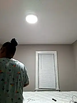 Snapshot of pinkpassionpleaser chatting on 03/02/26, 10:44 pinkpassionpleaser online show from 03/02/26, 10:44