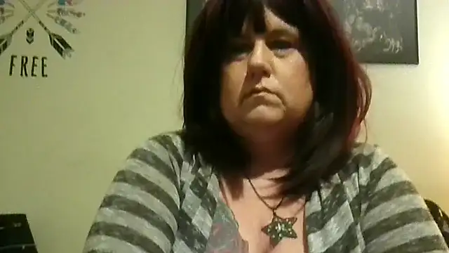 Snapshot of EyesofGlass_2XS chatting on 03/07/25, 12:48 EyesofGlass 2XS online show from 03/07/25, 12:48