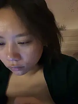 Snapshot of Eliza-E chatting on 02/02/26, 10:52 Eliza-E online show from 02/02/26, 10:52