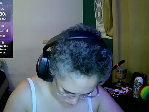 lolalicious 758 online show from 09/16/25, 12:44