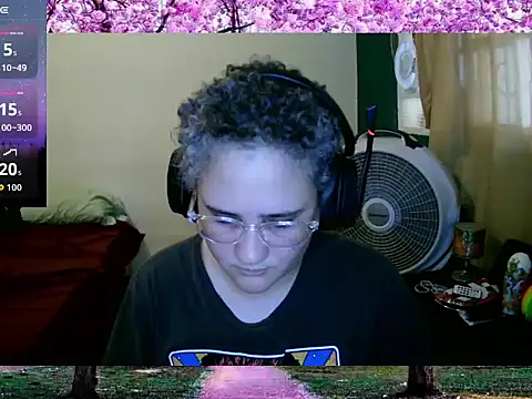 lolalicious 758 online show from 09/17/25, 06:20