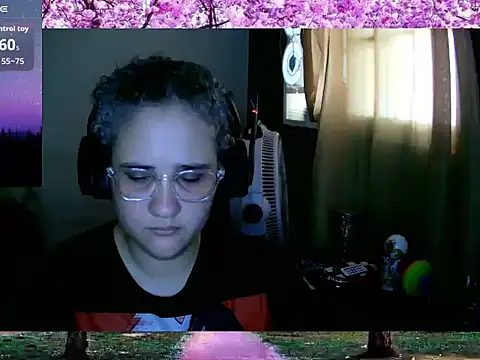 lolalicious 758 online show from 09/18/25, 01:46